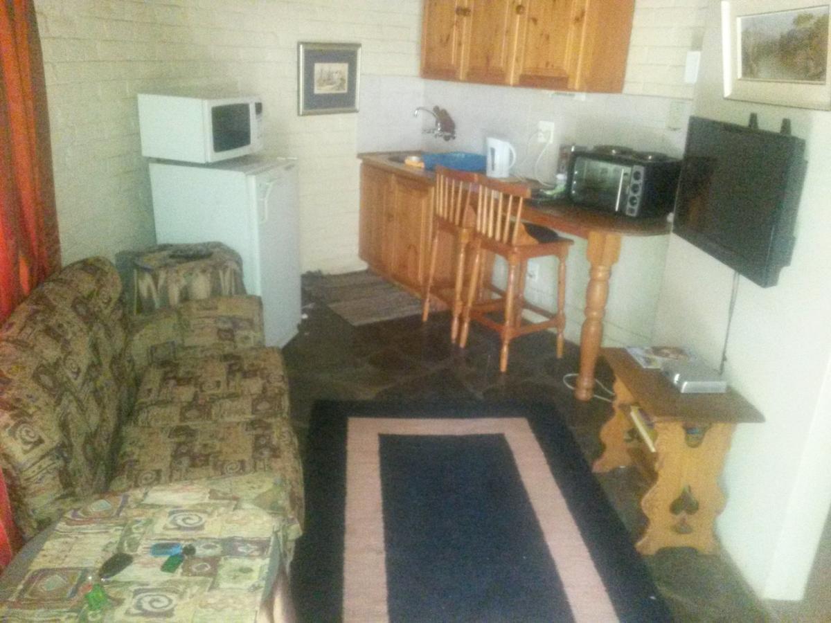 Benlize Lodge Hartbeespoort Room photo